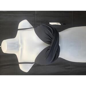 LA BLANCA CROSSOVER BIKINI TOP BLACK 10